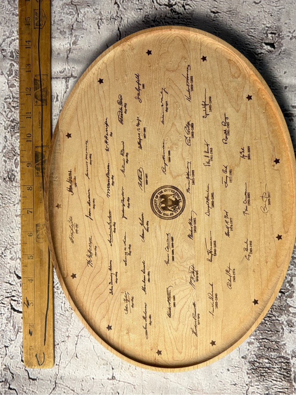 U.S. Presidents listed on Wood Platter - Picture 4 of 4